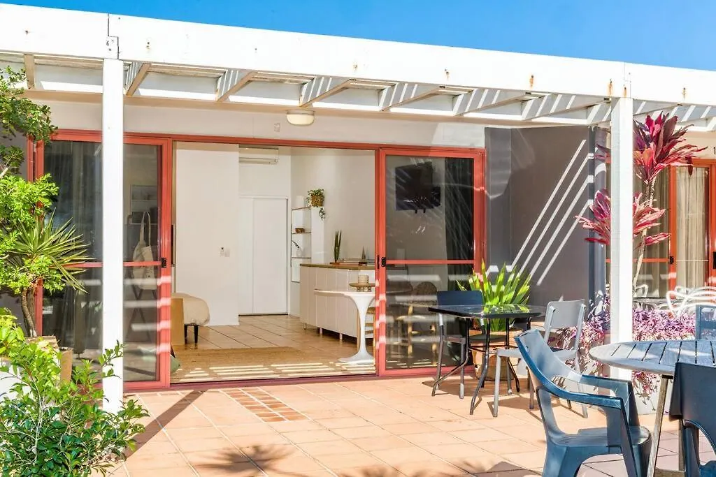 The Lane III - Byron Bay Apartment 0*,  Australia